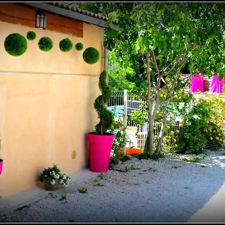 Panzió A L'oree Du Pin 2*