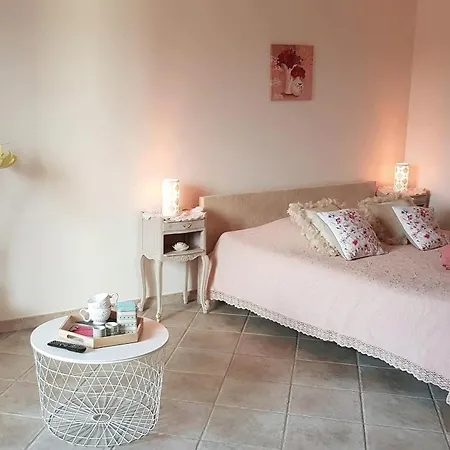 A L'oree Du Pin Bed & Breakfast