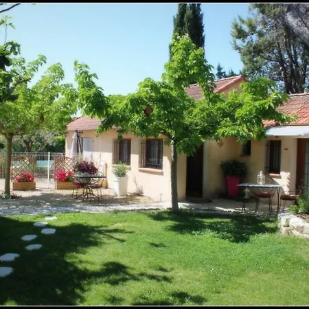 A L'oree Du Pin Bed & Breakfast